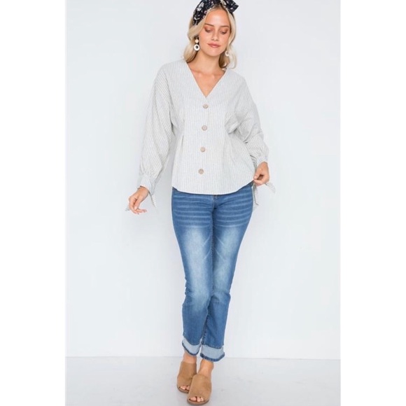 V neck Button Down Blouse with Ties Linen Top - Picture 4 of 4